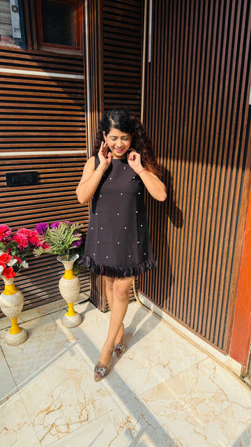 Beads and laces Dress - Bestseller