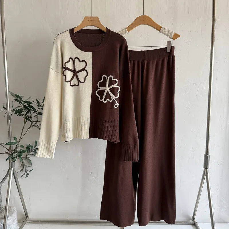 Dual-Tone Floral Lounge Set